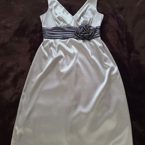 Dress, size 4P, left side flower on charcoal gray.